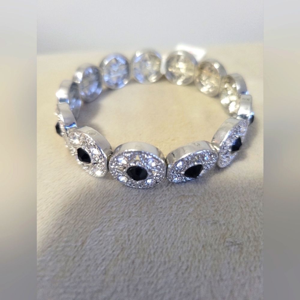 Women's Bracelet NWT